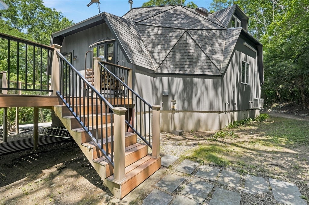 13 Town Farm Rd