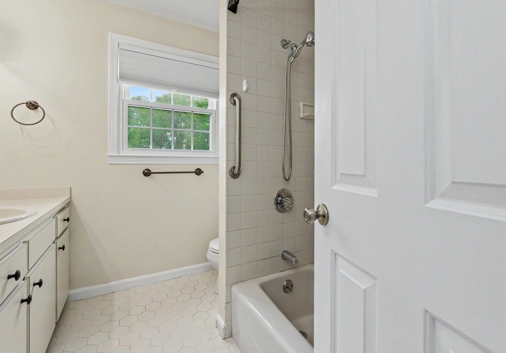 621 S Main St #C, Haverhill, MA Photo #13