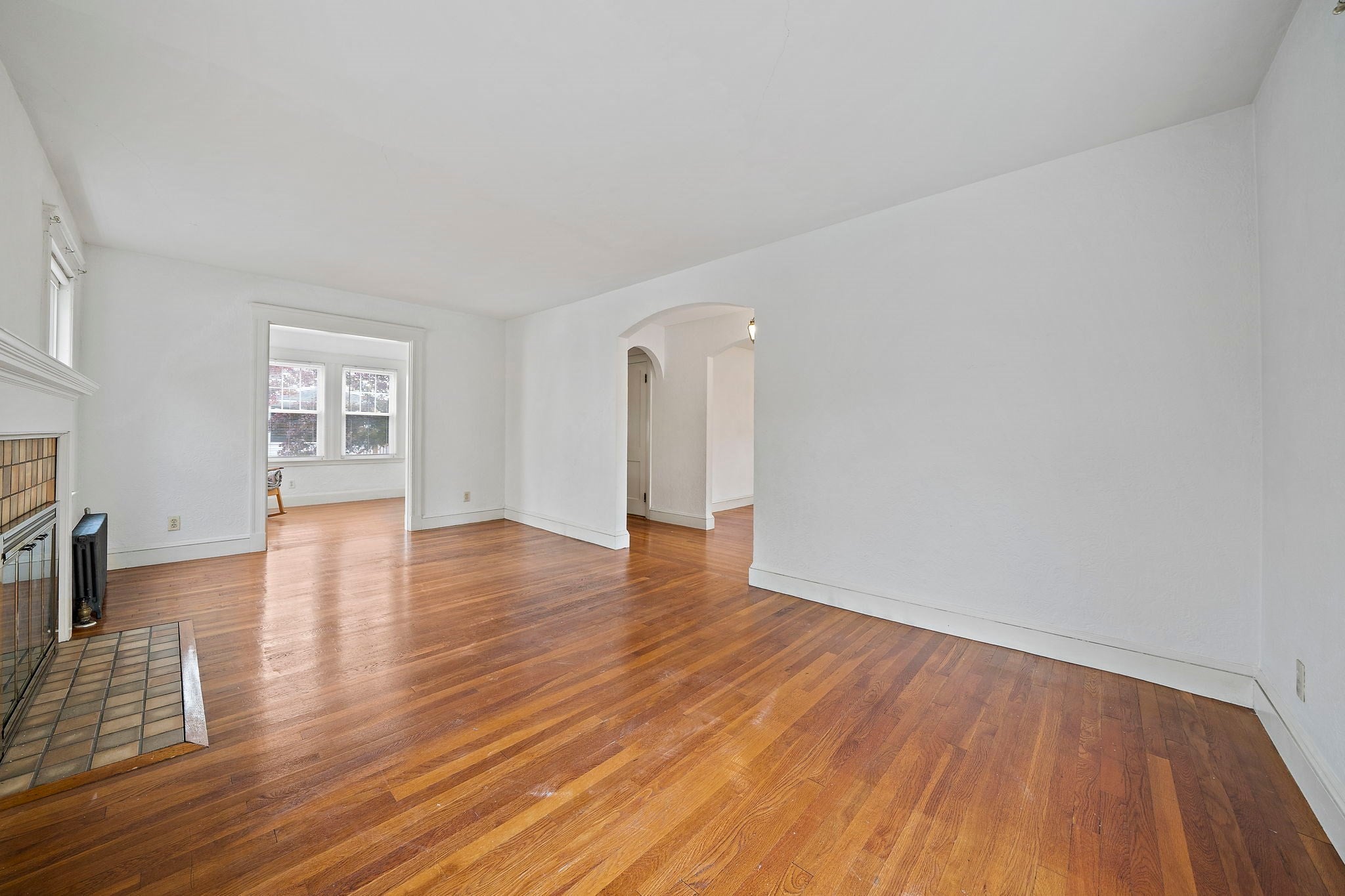 6 Rowe St