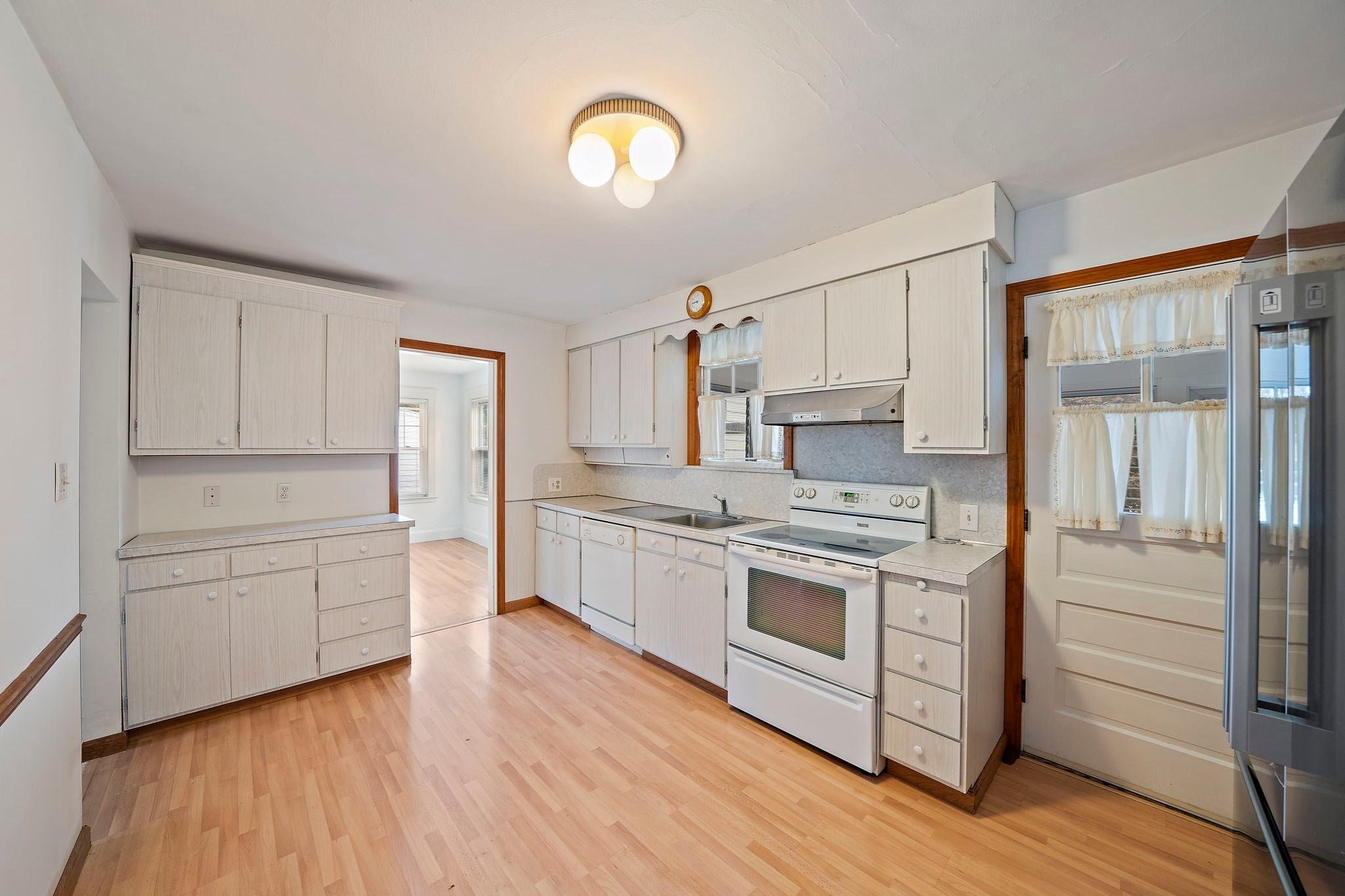 6 Rowe St, Milton, MA, 6 Rowe St, Milton, MA Photo #10