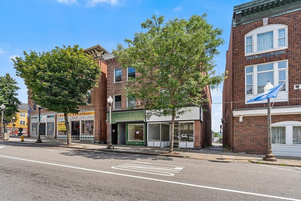 338 Main St