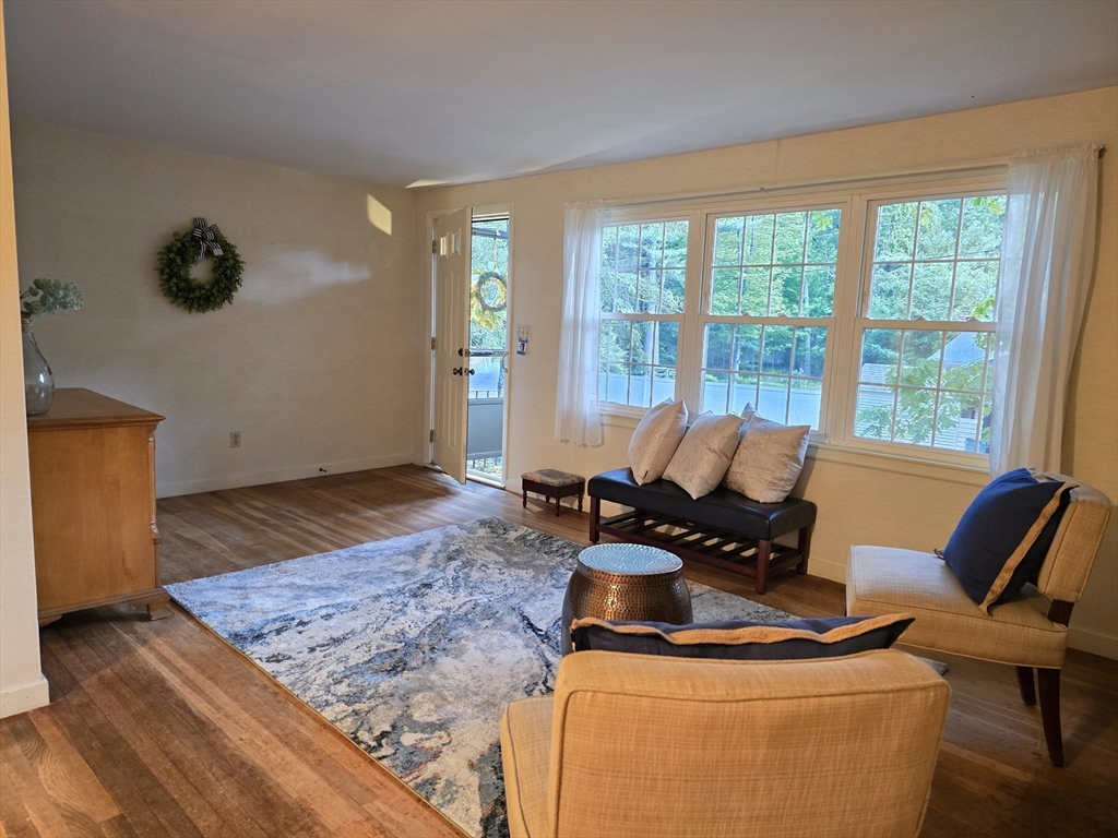 22 Wild Rose Avenue