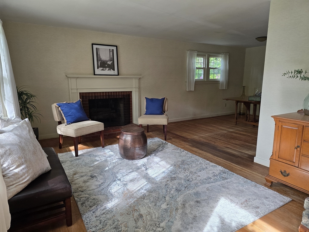 22 Wild Rose Avenue