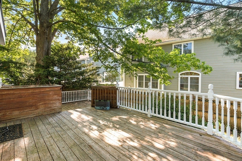 53 Lake Street, Winchester, MA Photo #31