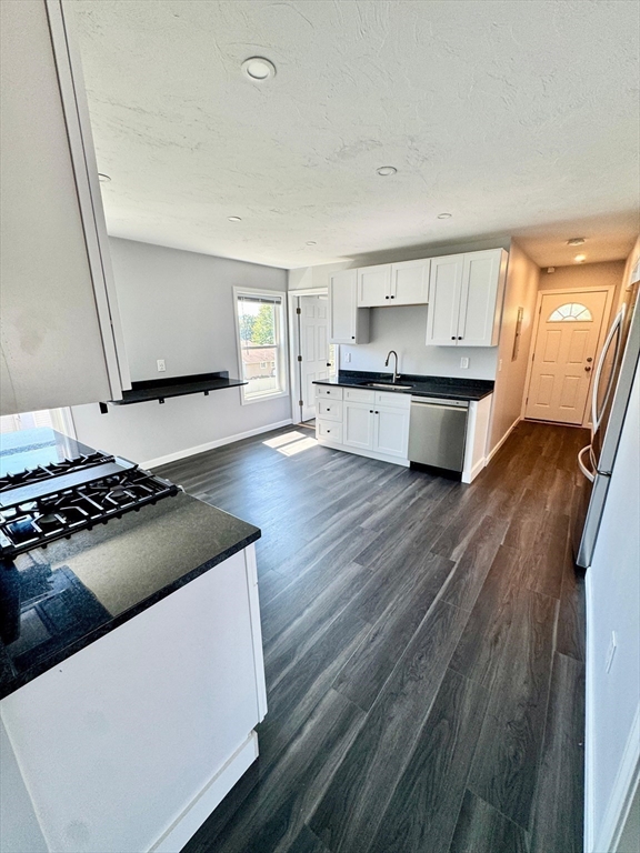 17 Waters St 3