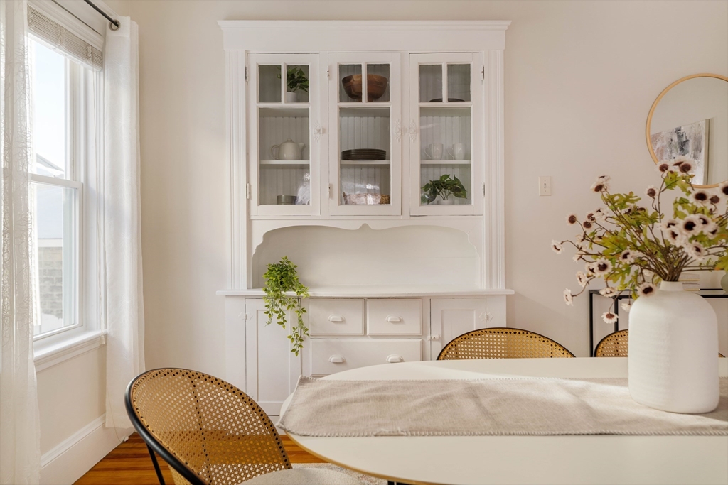 144-146 White Street