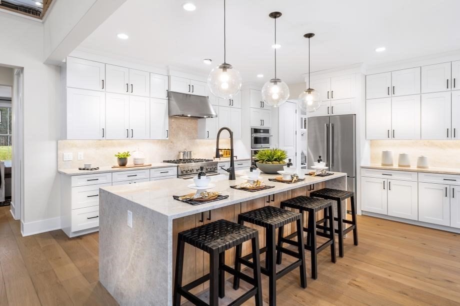 8 Town Line Road 4