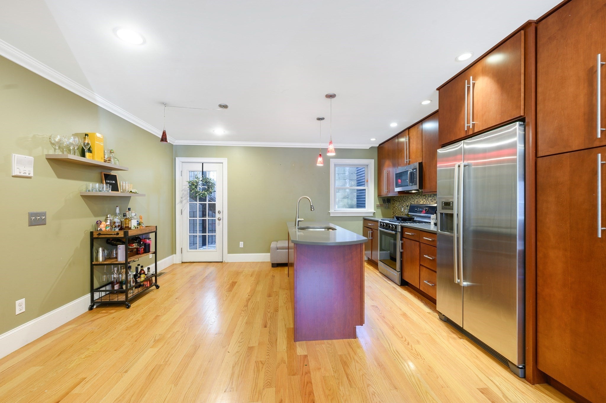 208-210 W 7th St #1, Boston, MA, 208-210 W 7th St #1, Boston, MA Photo #6