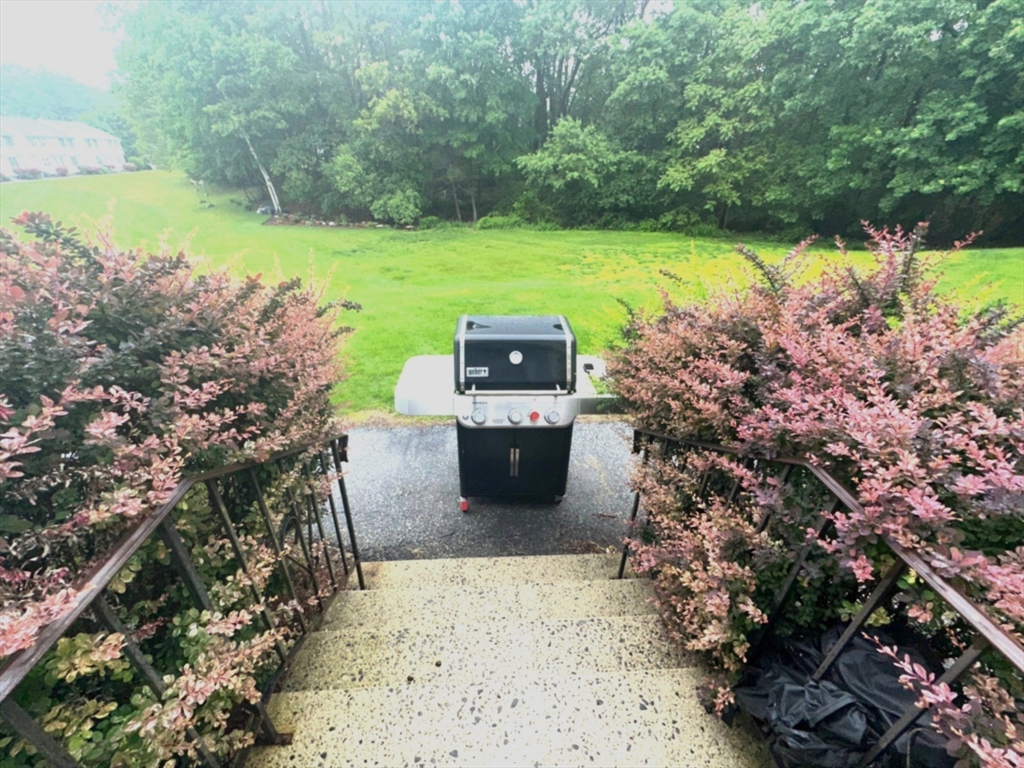 78 Lochmere Lane 415