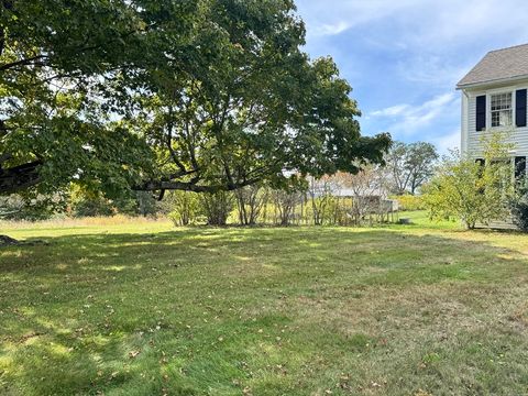 73 Potter Hill Rd Grafton MA 01519