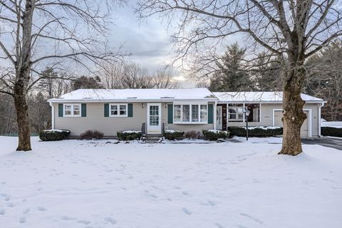 19 Sherwood Ave Westfield MA 01085