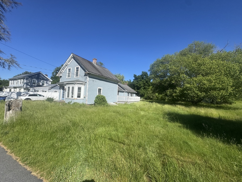 252 Main St