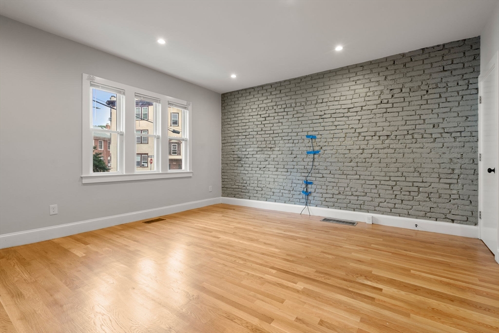129 Sutherland Road A