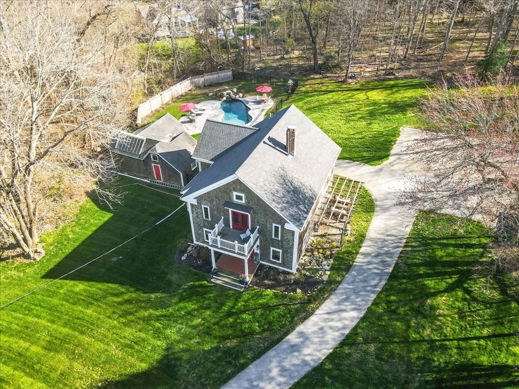 23 Old Oaken Bucket Rd