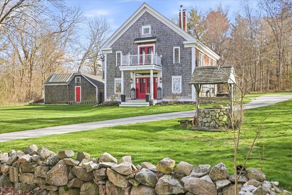 23 Old Oaken Bucket Rd