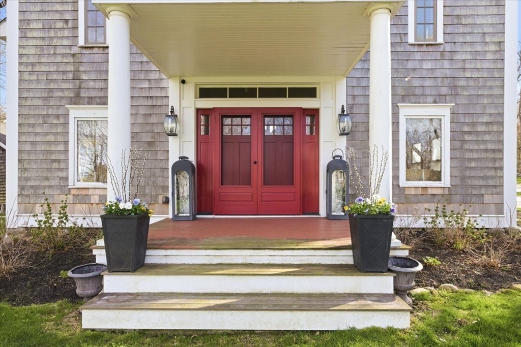 23 Old Oaken Bucket Rd