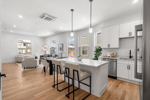 151 Townsend 3 Boston MA 02121