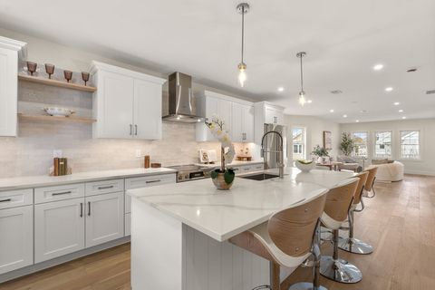 25 Francis St 2 Watertown MA 02472