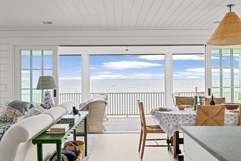11 Bay Rd Mattapoisett MA 02739