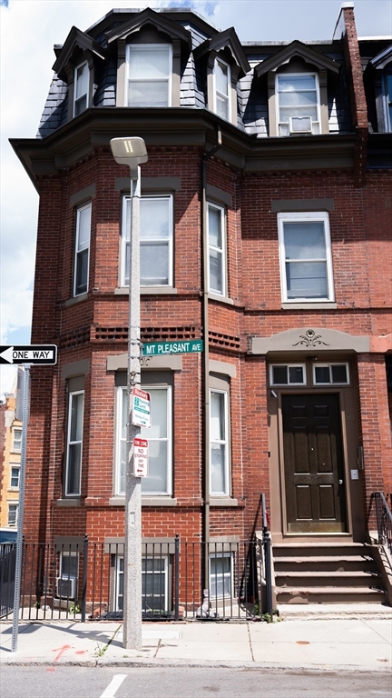 80 Mount Pleasant Ave