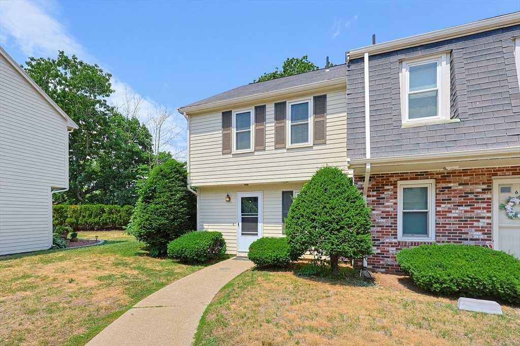 335 East Washington St 5