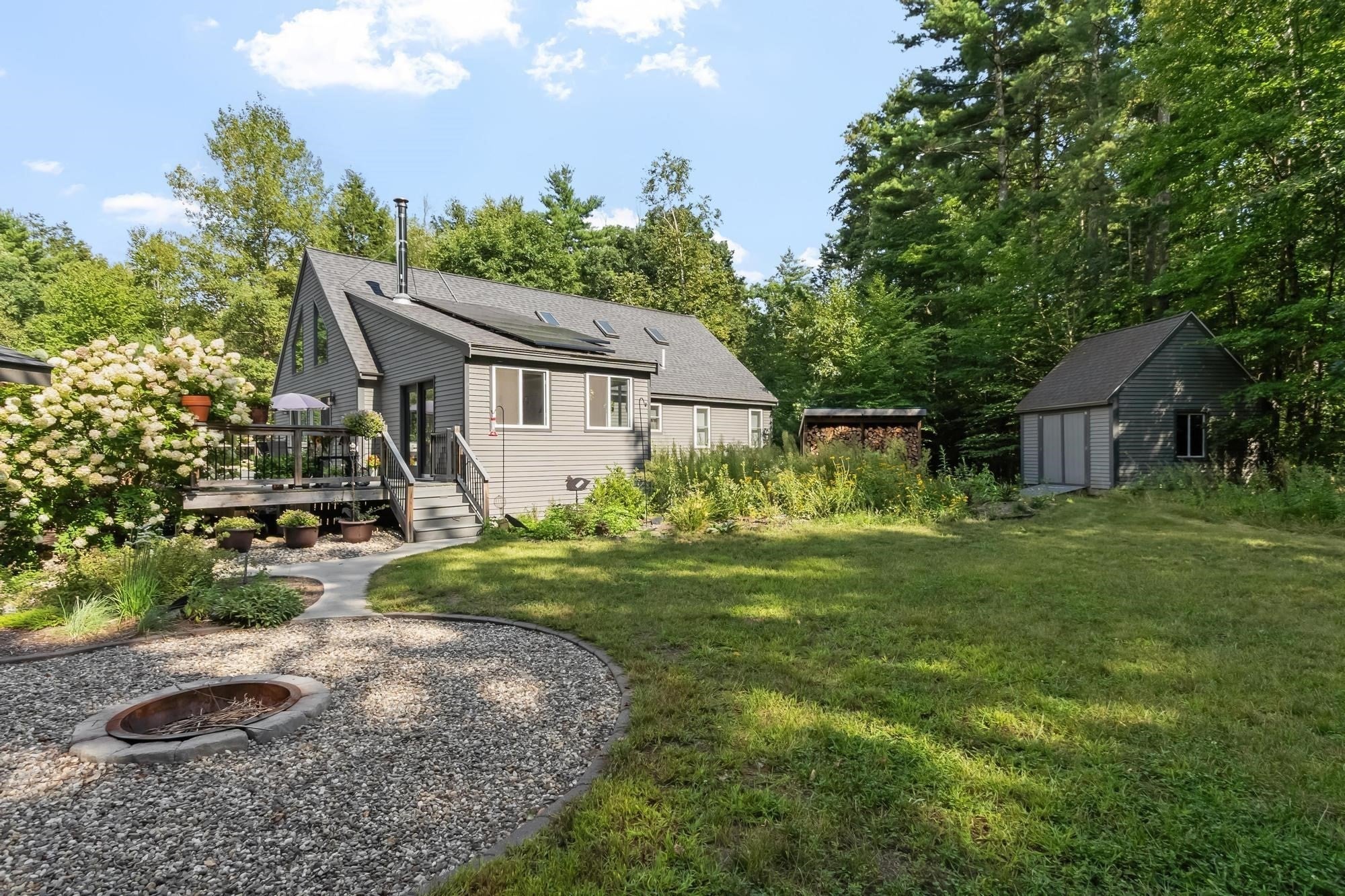 737 New West Townsend Rd, Lunenburg, MA Photo #6
