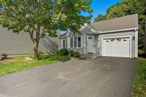 505 Alvord Place 505 South Hadley MA 01075