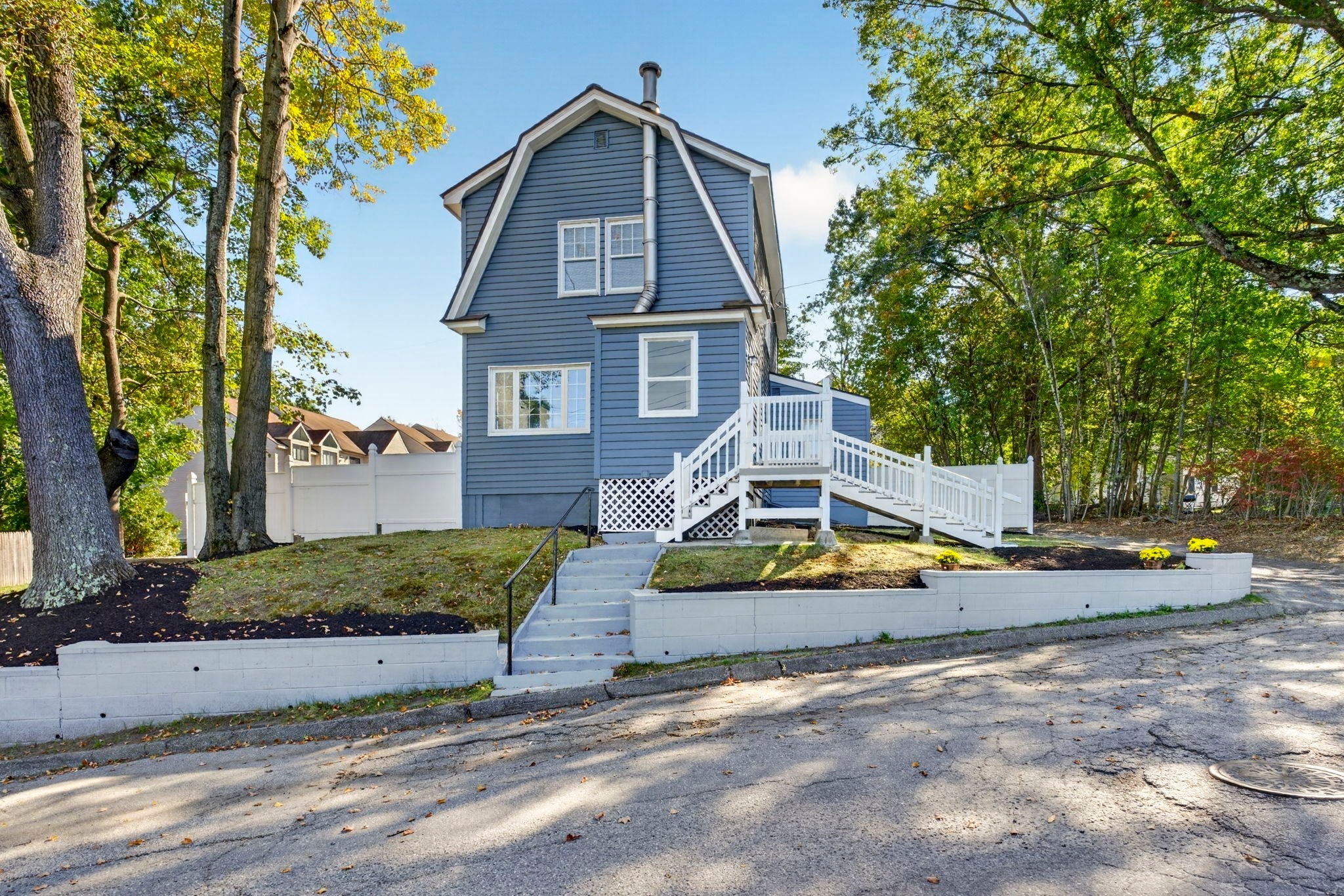 19 Genessee ST, Worcester, MA, 19 Genessee ST, Worcester, MA Photo #5