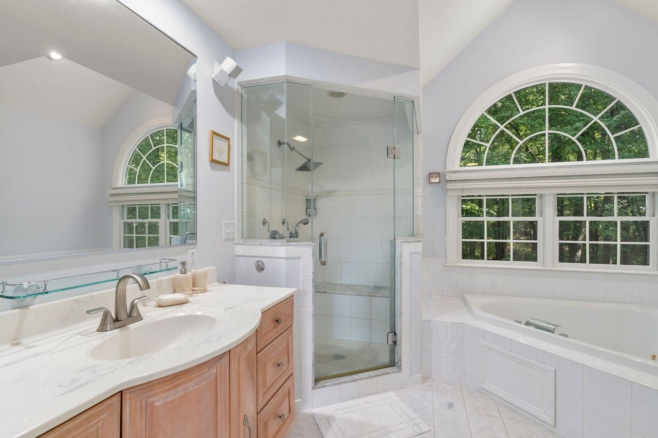 20 Fern Brook Cir, Canton, MA, 20 Fern Brook Cir, Canton, MA Photo #19