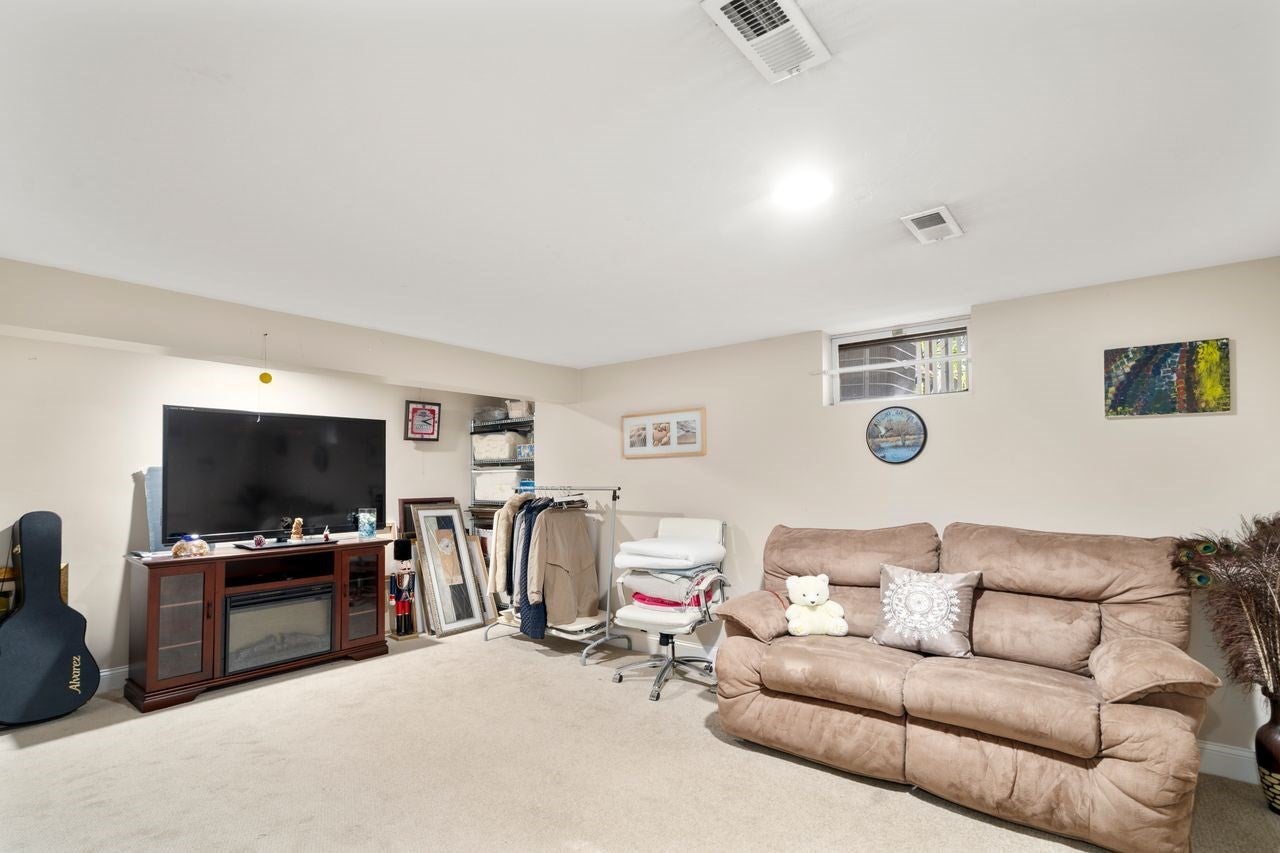 20 Fern Brook Cir, Canton, MA, 20 Fern Brook Cir, Canton, MA Photo #27