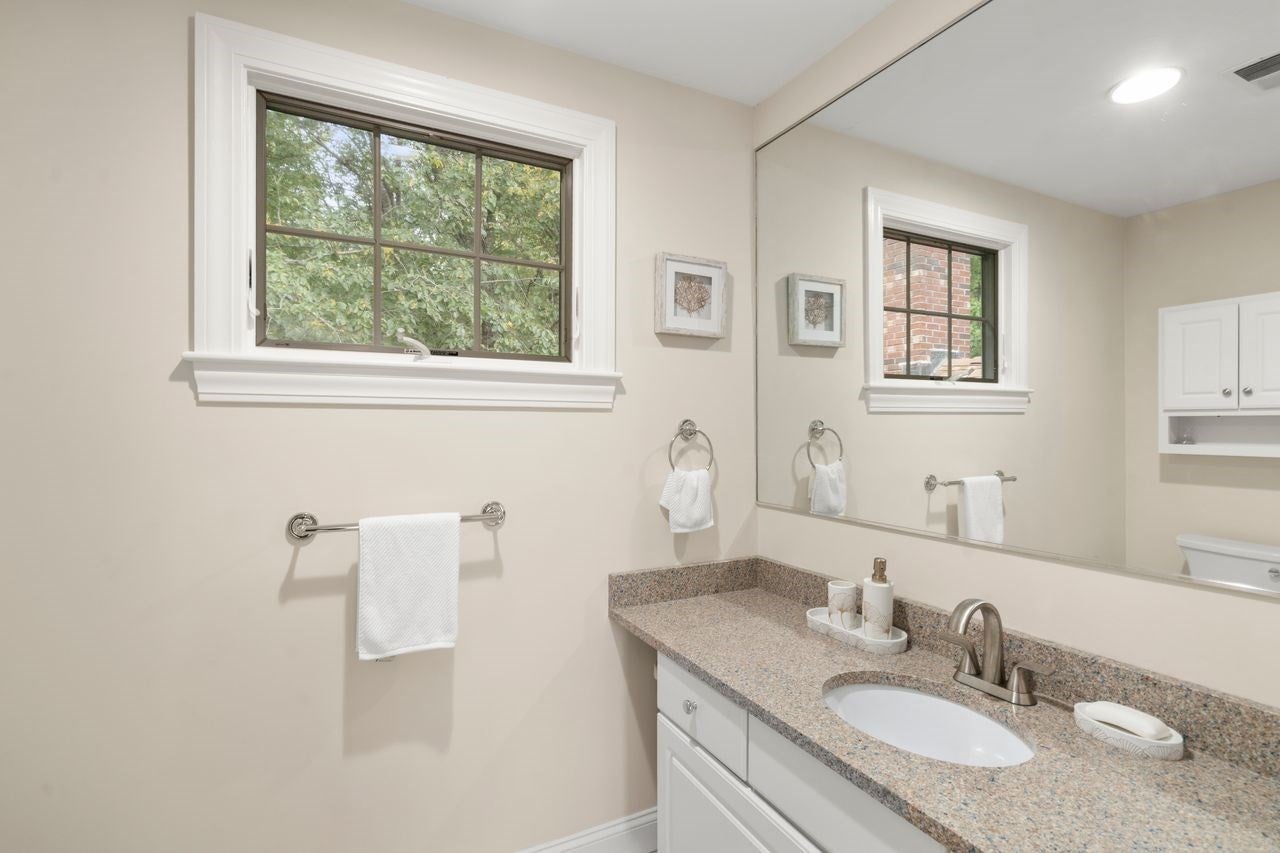 20 Fern Brook Cir, Canton, MA, 20 Fern Brook Cir, Canton, MA Photo #23