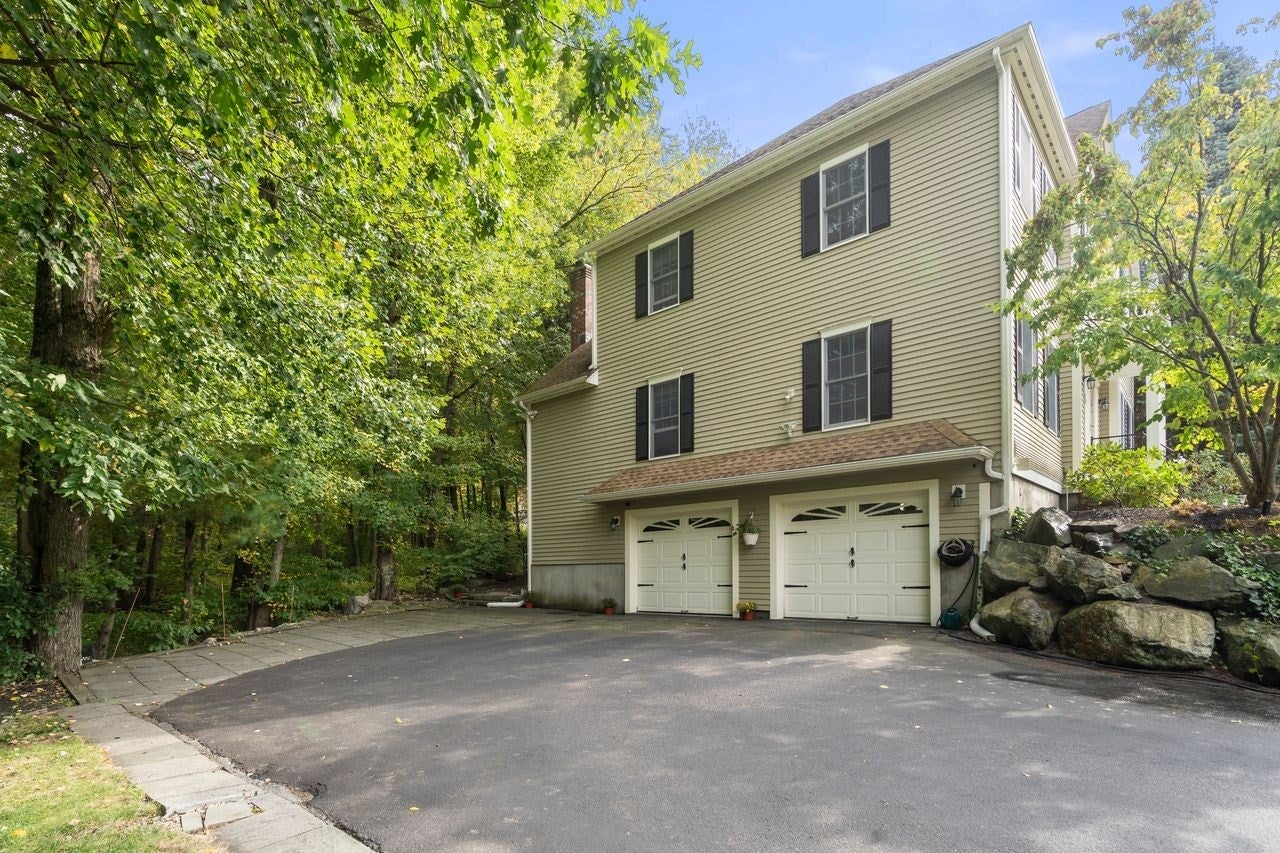 20 Fern Brook Cir, Canton, MA, 20 Fern Brook Cir, Canton, MA Photo #36