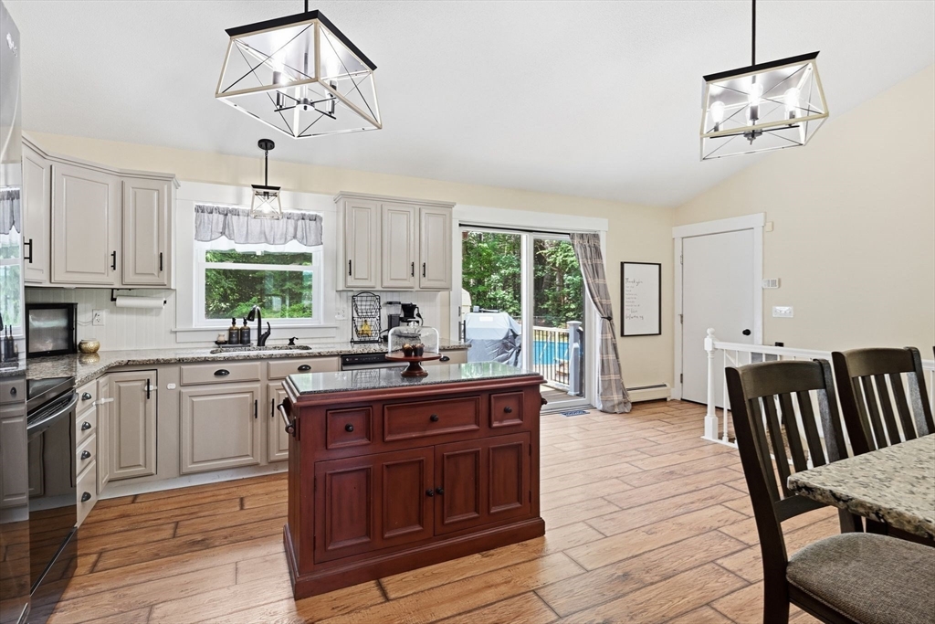 178 County Rd, Southampton, MA, 178 County Rd, Southampton, MA Photo #11