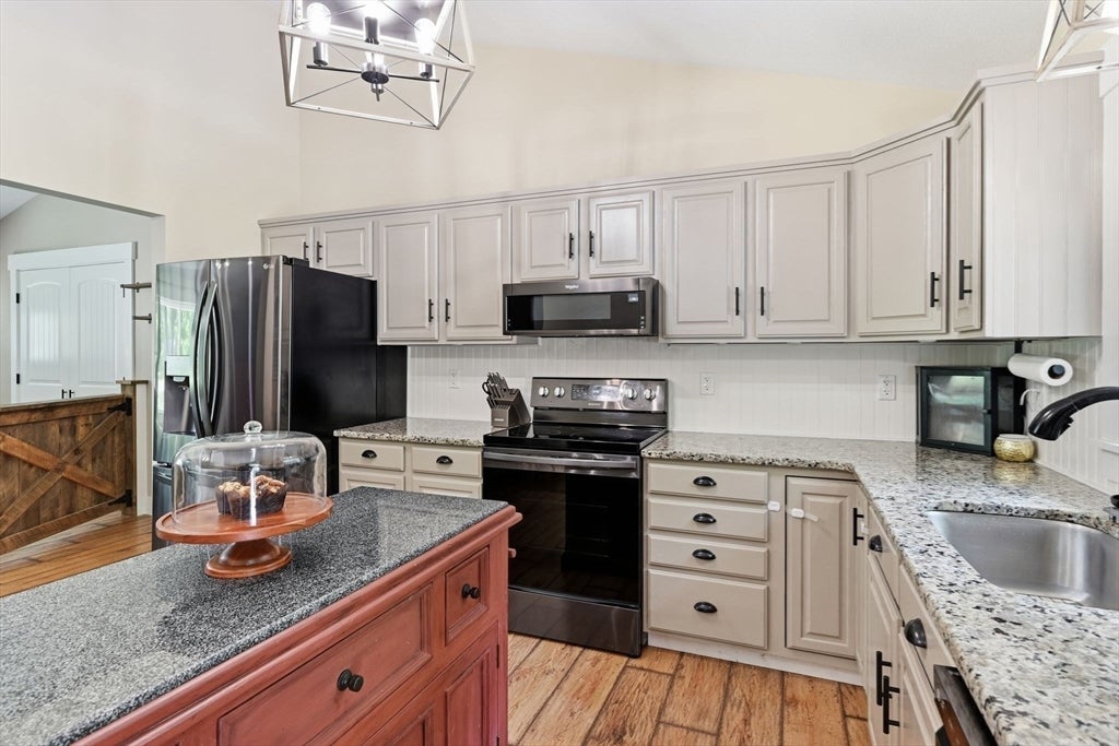 178 County Rd, Southampton, MA, 178 County Rd, Southampton, MA Photo #8