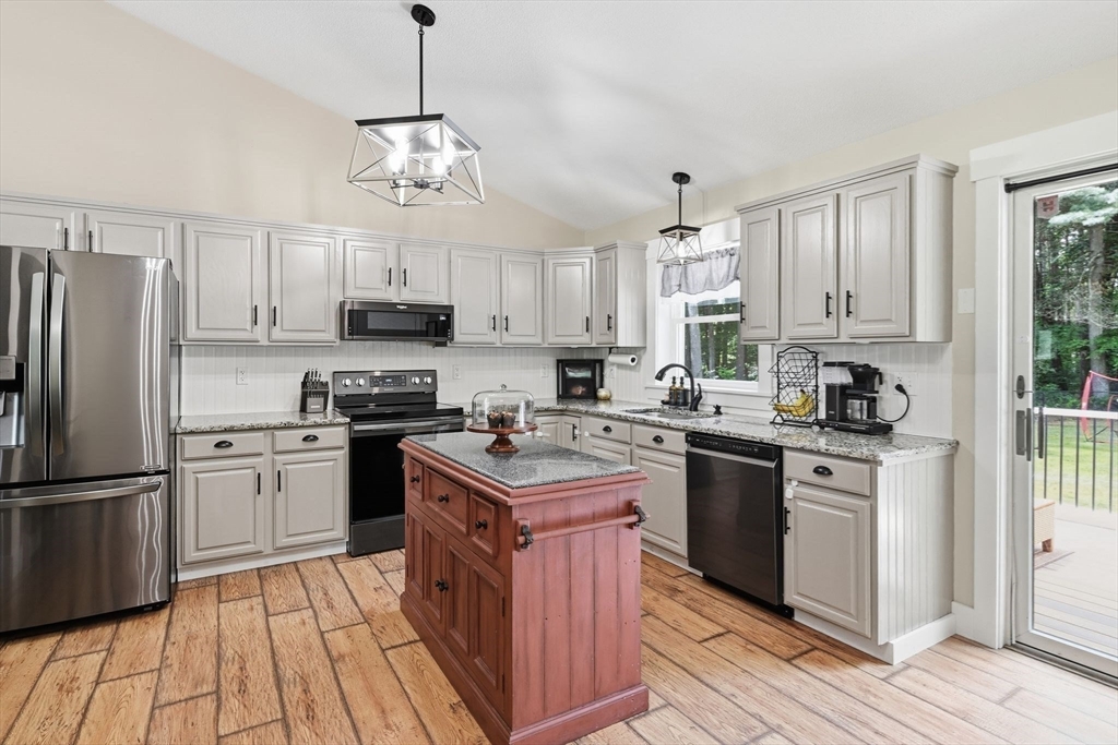 178 County Rd, Southampton, MA, 178 County Rd, Southampton, MA Photo #10
