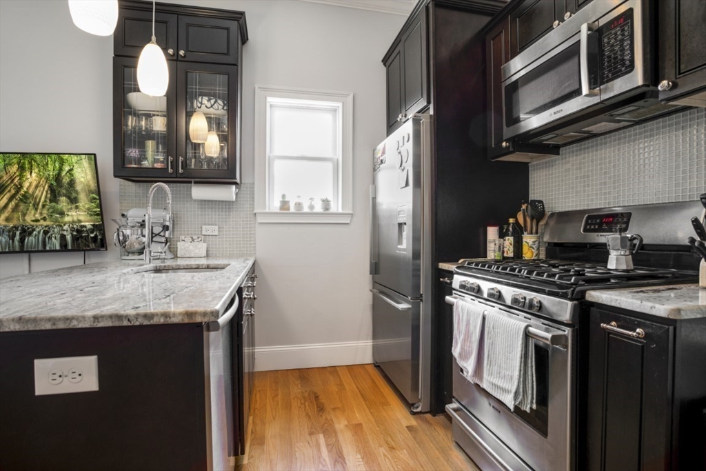 23 Woodward St #3, Boston, MA Photo #9