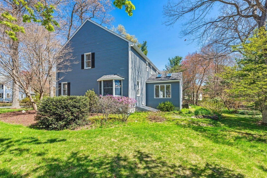 192 Fairway Dr, Attleboro, MA Photo #6