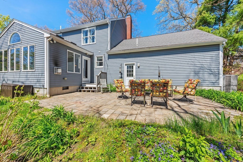 192 Fairway Dr, Attleboro, MA Photo #8