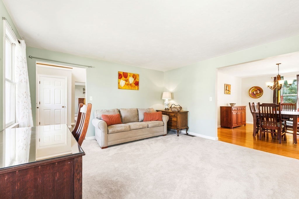 192 Fairway Dr, Attleboro, MA Photo #12