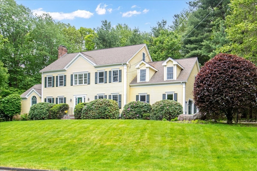 17 Bridle Path