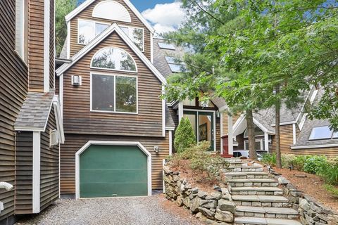 48 Deer Path 48 Hudson MA 01749