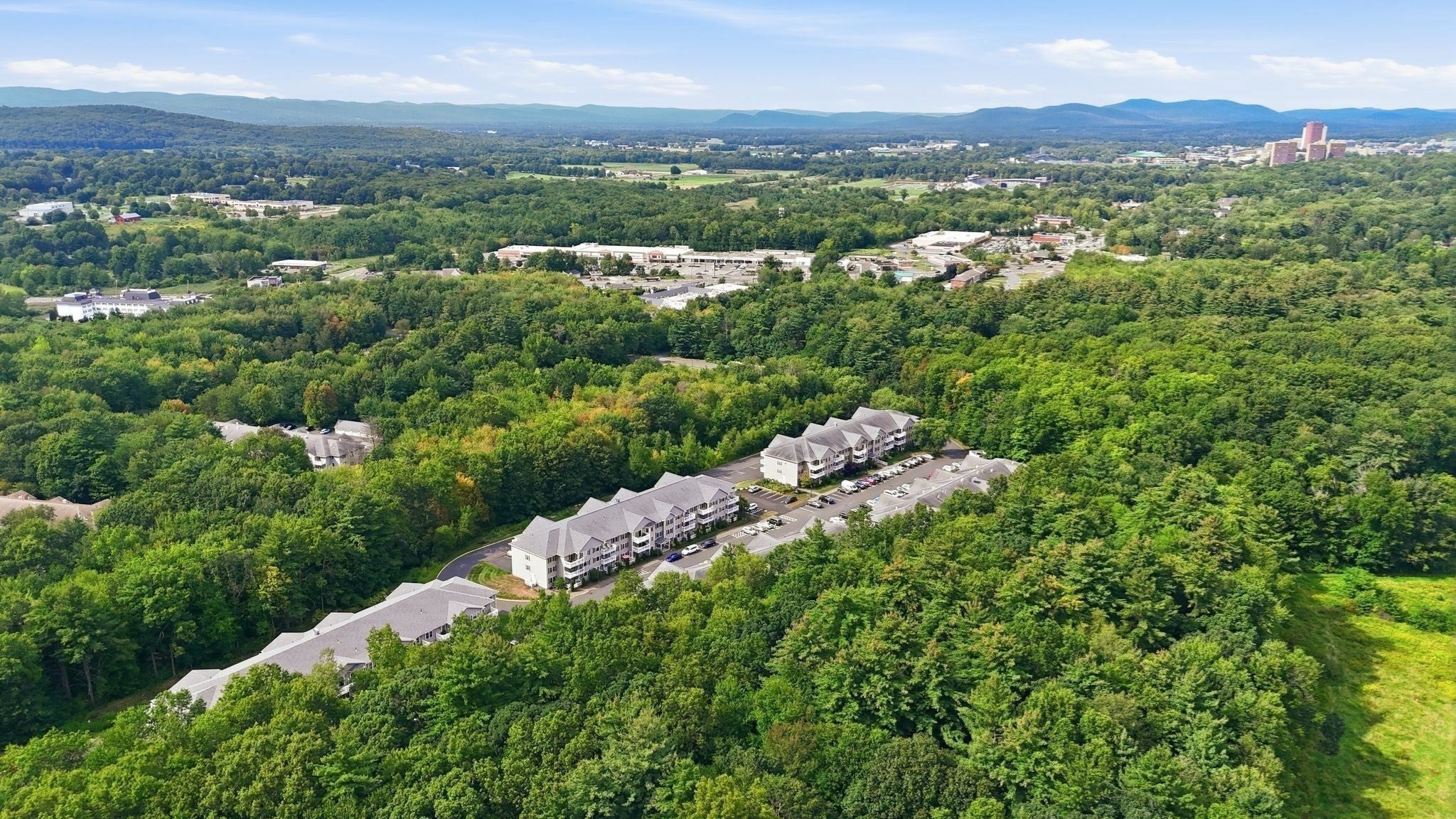 26 Greenleaves Dr #611, Amherst, MA, 26 Greenleaves Dr #611, Amherst, MA Photo #25