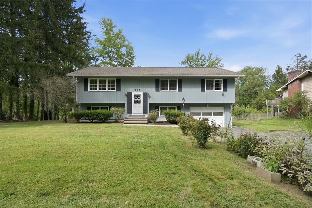 210 Strong St, Amherst, MA, 210 Strong St, Amherst, MA Photo #1