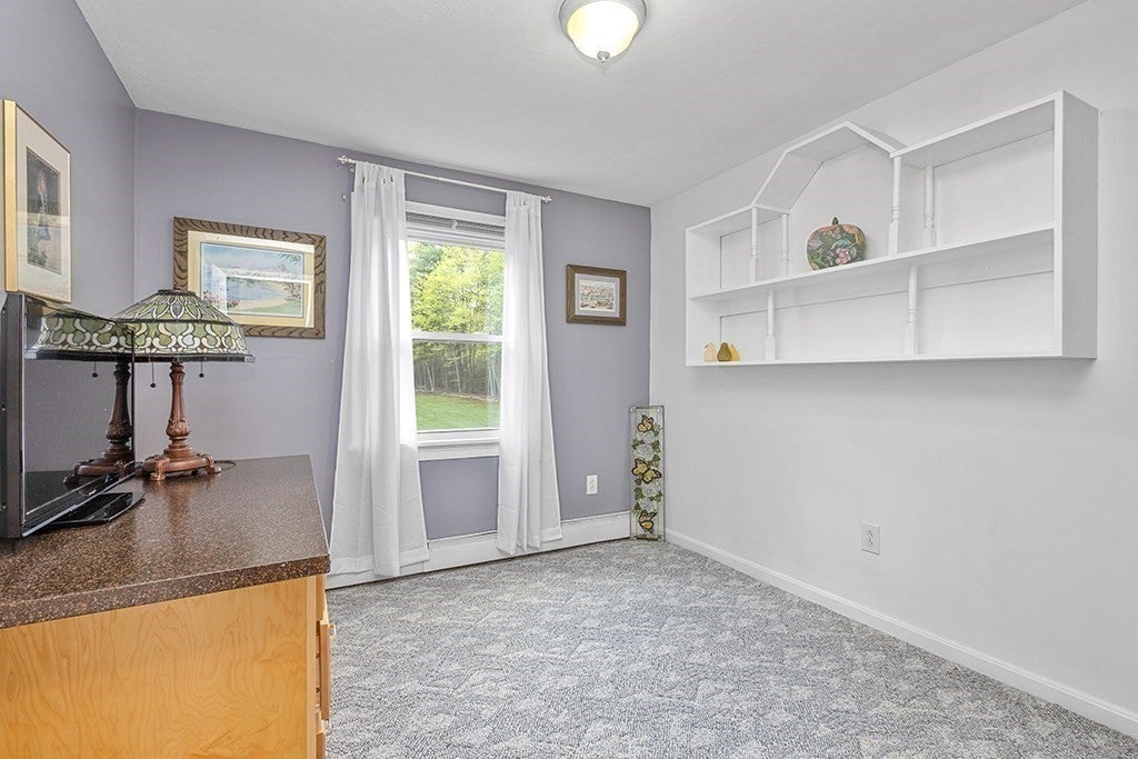 2 Howard Ln, Lakeville, MA Photo #19