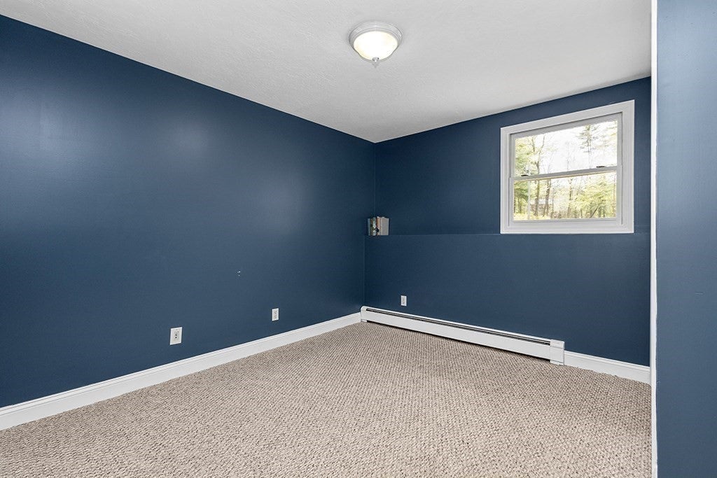 2 Howard Ln, Lakeville, MA Photo #17