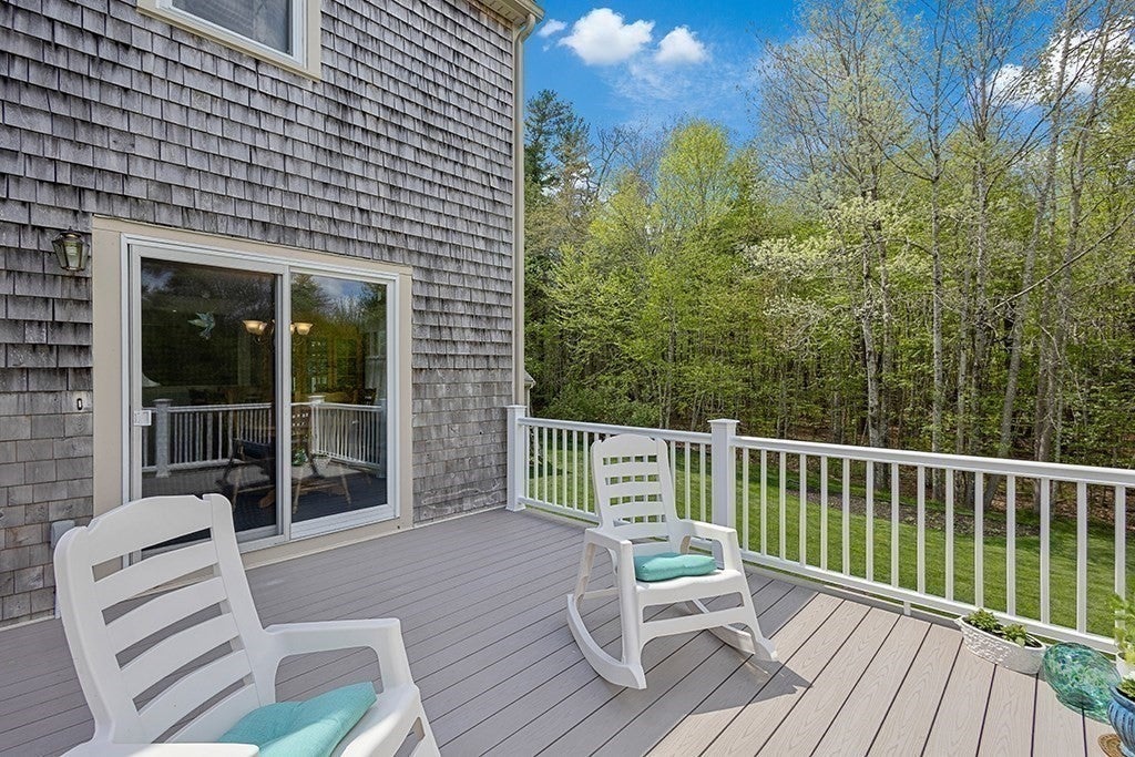 2 Howard Ln, Lakeville, MA Photo #32