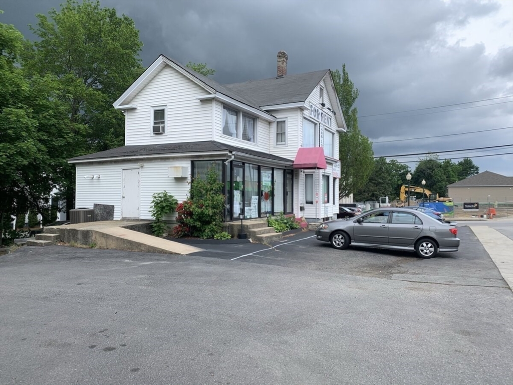642 East Ave
