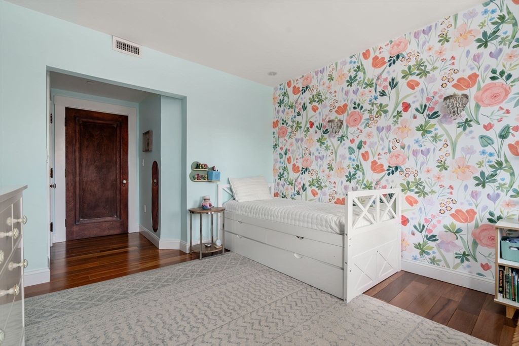 157 Babcock St #2, Brookline, MA Photo #17