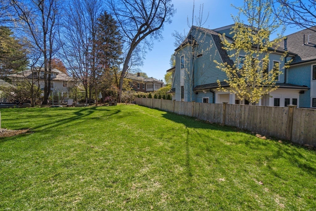157 Babcock St #2, Brookline, MA Photo #20