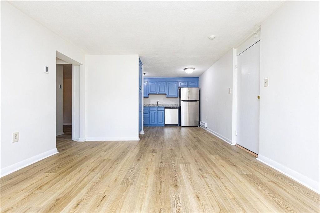 7 Glen Ave 1